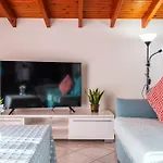 Sunset Rooftop Apartment